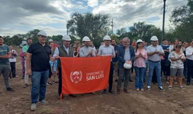 SAN LUIS INICIÓ ESTE MARTES LA CONSTRUCCIÓN DE 49 VIVIENDAS EN 4 LOCALIDADES