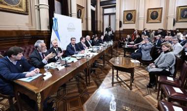EL GOBERNADOR EN EL SENADO: “LA CORTE SUPREMA DEBE SER FEDERAL”