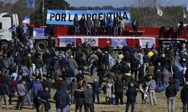 PROTESTA DE LA MESA DE ENLACE CON POCOS PRODUCTORES