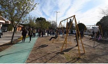 UN NUEVO PARQUE EN EL CORAZÓN DEL BARRIO AMPPYA