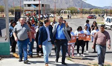 INAUGURARON LAS NUEVAS VEREDAS DEL CENTRO COMERCIAL DE LA PUNTA