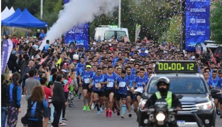 ANTONIO POBLETE Y LUISA PÁEZ SE QUEDARON CON LA MEDIA MARATÓN “PROVINCIA DE SAN LUIS”