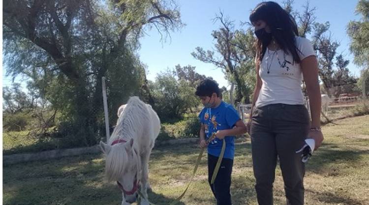 LOS CENTROS DE EQUINOTERAPIA PROVINCIALES COMENZARON SUS ACTIVIDADES