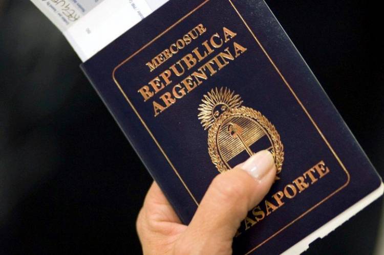 SE ELIMINARÁN LOS SELLOS EN LOS PASAPORTES