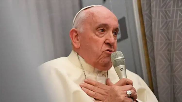 PAPA FRANCISCO: “NO ES UNA CATÁSTROFE” LA POSIBILIDAD DE UNA RENUNCIA