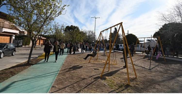 UN NUEVO PARQUE EN EL CORAZÓN DEL BARRIO AMPPYA