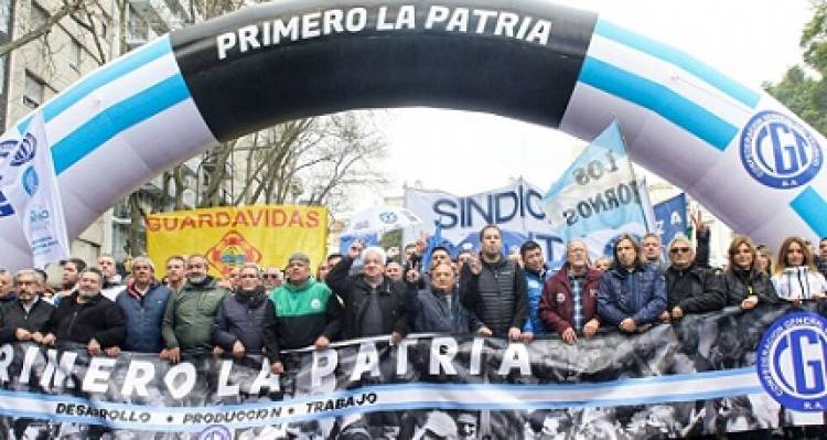 UNA MULTITUD RECLAMO QUE FRENEN LA INFLACIÓN