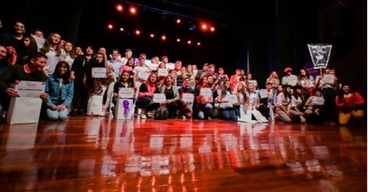 PREMIO PROVINCIAL DE LAS JUVENTUDES: SE ENTREGARON LOS RECONOCIMIENTOS A LAS Y LOS DESTACADOS