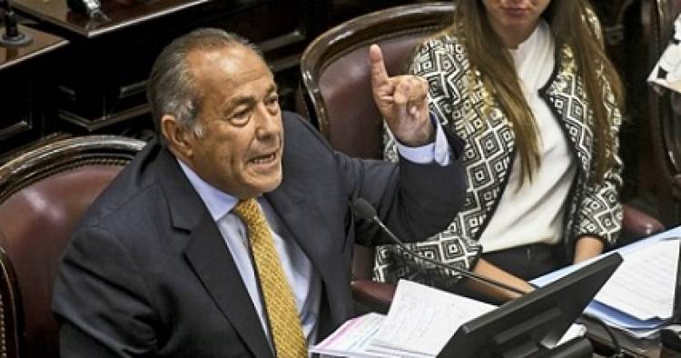 EL FdT LOGRÓ APROBAR LA AMPLIACIÓN DE LA CORTE SUPREMA. EL VOTO PUNTANO