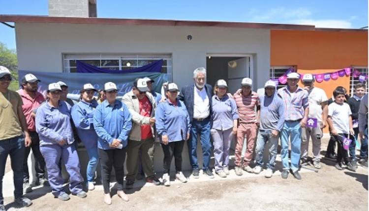 MÁS VIVIENDAS Y RED DE GAS NATURAL PARA LEANDRO ALEM