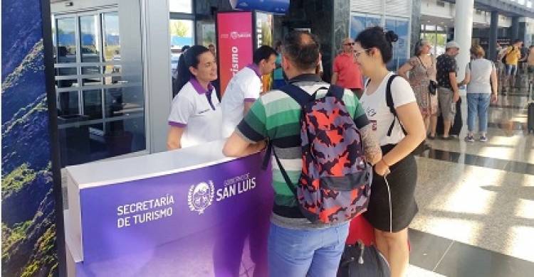 EL TURISMO INYECTÓ $1.100.475.000 MILLONES A LA ECONOMÍA PROVINCIAL