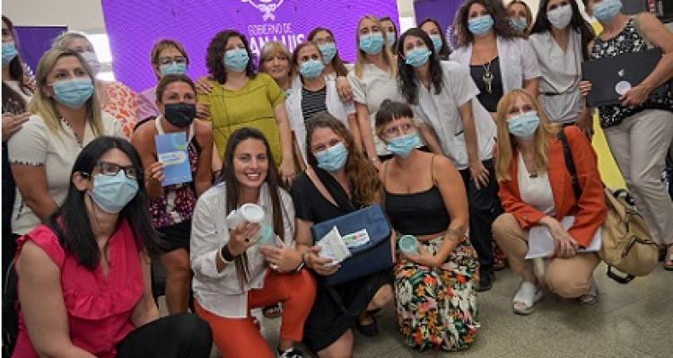 ENTREGARON KITS DE LACTANCIA A MADRES DE SAN LUIS