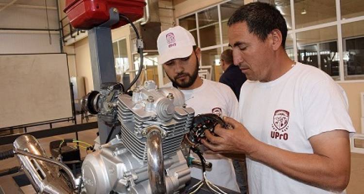 EMPRESAS DE VILLA MERCEDES INCORPORAN EGRESADOS UPRO