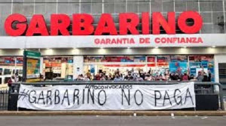 CHANGOMÁS DESPIDE GENTE Y GARBARINO ESTA EN QUIEBRA